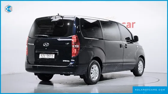HYUNDAI STAREX VAN 5-SEATER