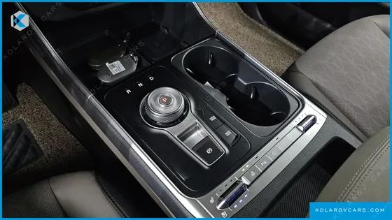 KIA CARNIVAL DIESEL 9-SEATER PRESTIGE
