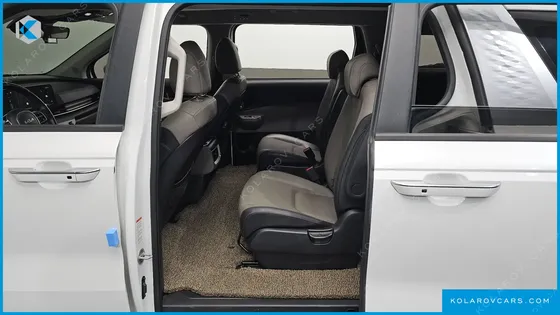 KIA CARNIVAL DIESEL 9-SEATER PRESTIGE