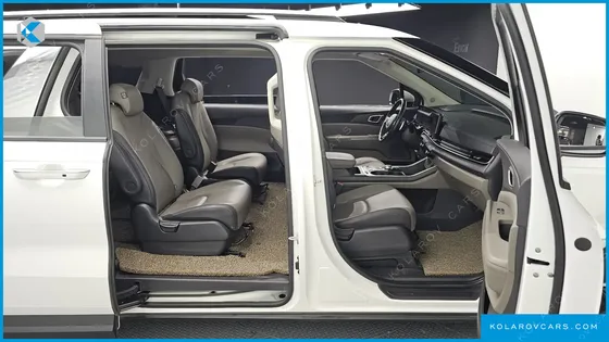 KIA CARNIVAL DIESEL 9-SEATER PRESTIGE