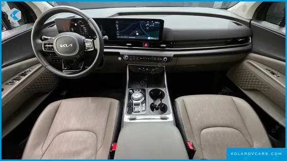 KIA CARNIVAL GASOLINE 9-SEATER NOBLESSE