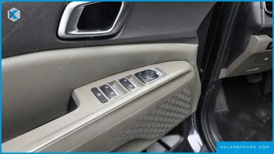 KIA CARNIVAL DIESEL 9-SEATER NOBLESSE