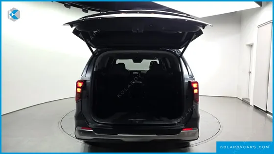 KIA CARNIVAL DIESEL 9-SEATER NOBLESSE