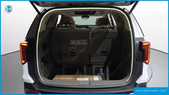 KIA CARNIVAL GASOLINE 7-SEATER HI LIMOUSINE
