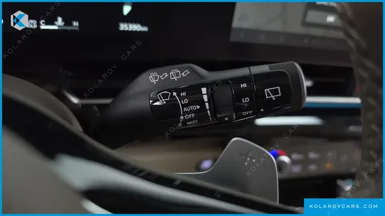KIA CARNIVAL GASOLINE 7-SEATER HI LIMOUSINE