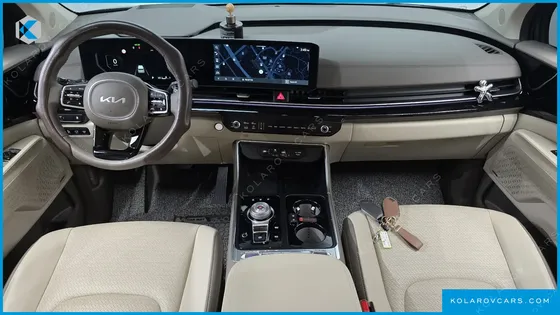 KIA CARNIVAL GASOLINE 7-SEATER HI LIMOUSINE