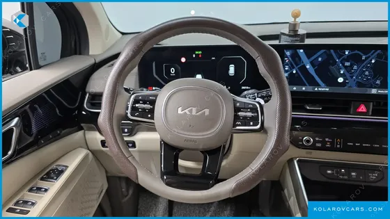 KIA CARNIVAL GASOLINE 7-SEATER HI LIMOUSINE
