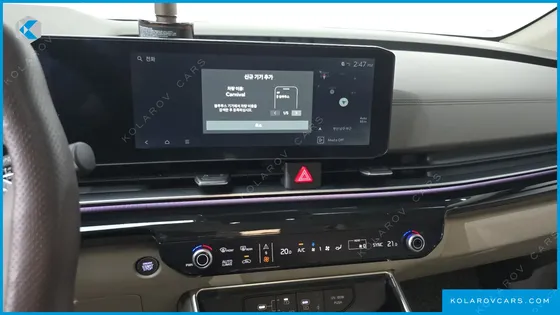 KIA CARNIVAL GASOLINE 7-SEATER HI LIMOUSINE