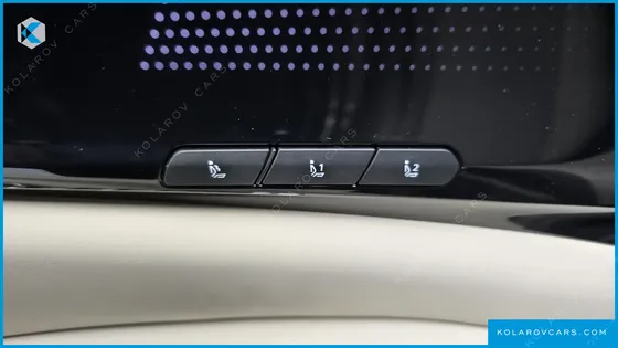 KIA CARNIVAL GASOLINE 7-SEATER HI LIMOUSINE