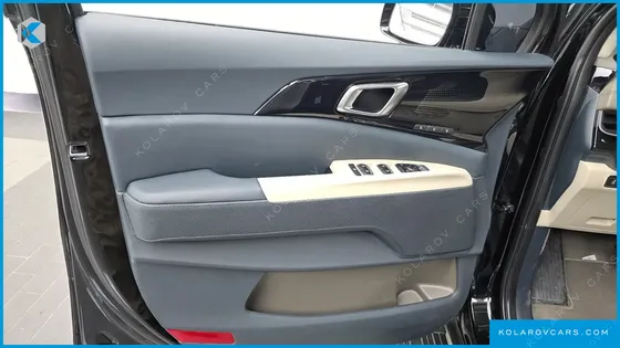KIA CARNIVAL GASOLINE 9-SEATER HI LIMOUSINE (7-SEATER LIMOUSINE(SPECIAL VEHICLE)
