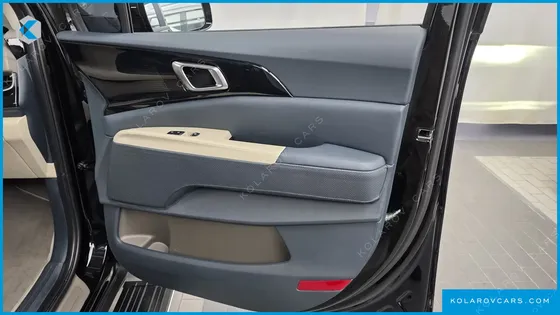 KIA CARNIVAL GASOLINE 9-SEATER HI LIMOUSINE (7-SEATER LIMOUSINE(SPECIAL VEHICLE)