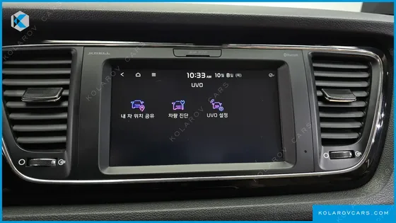 KIA CARNIVAL 7-SEATER HI-LIMOUSINE