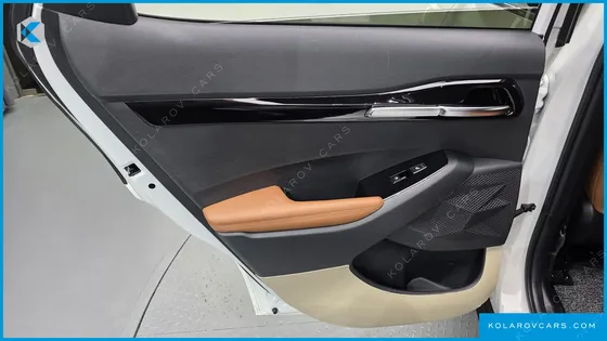 KIA SELTOS GASOLINE 2.0 2WD