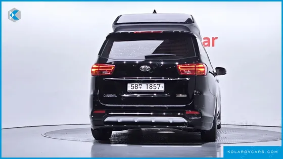 KIA CARNIVAL GASOLINE 7-SEATER HI-LIMOUSINE