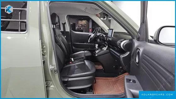 HYUNDAI CASPER TURBO VAN