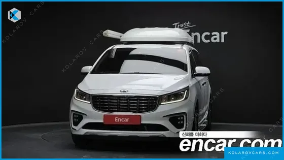 KIA CARNIVAL 7-SEATER LIMOUSINE
