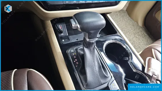 KIA CARNIVAL GASOLINE 9-SEATER LIMOUSINE(SPECIAL VEHICLE)