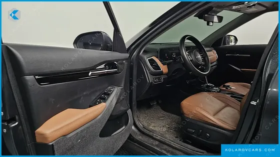 KIA SELTOS GASOLINE 1.6 TURBO 2WD
