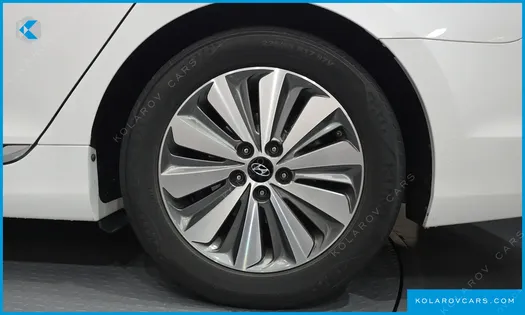 HYUNDAI GRANDEUR PREMIUM COLLECTION