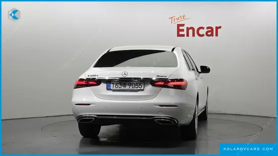 MERCEDES E-CLASS E220D 4MATIC EXCLUSIVE