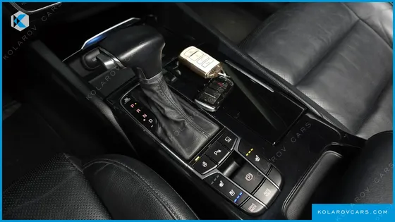 KIA K7 3.0 LPI LUXURY (RENTAL CAR)