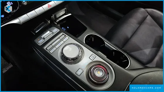 GENESIS GV70 2.5T GASOLINE 2WD