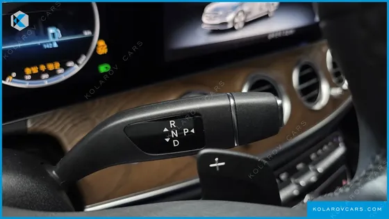 MERCEDES E-CLASS E300 4MATIC EXCLUSIVE
