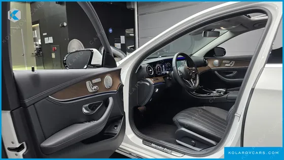 MERCEDES E-CLASS E300 4MATIC EXCLUSIVE