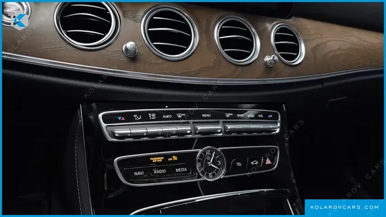 MERCEDES E-CLASS E300 4MATIC EXCLUSIVE