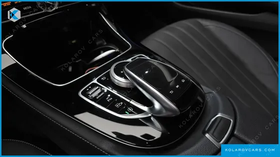 MERCEDES E-CLASS E300 4MATIC EXCLUSIVE