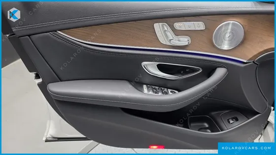 MERCEDES E-CLASS E300 4MATIC EXCLUSIVE