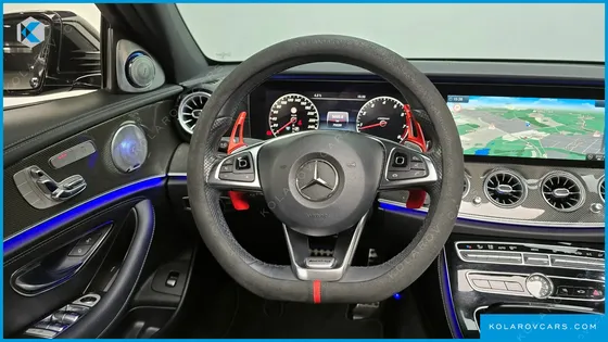MERCEDES E-CLASS E300 4MATIC AMG LINE