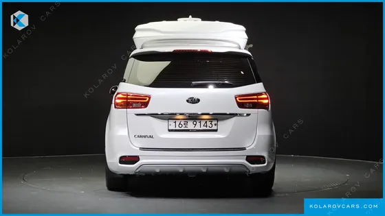 KIA CARNIVAL GASOLINE 7-SEATER HI-LIMOUSINE (SPECIAL)