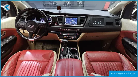 KIA CARNIVAL GASOLINE 7-SEATER HI-LIMOUSINE (SPECIAL)