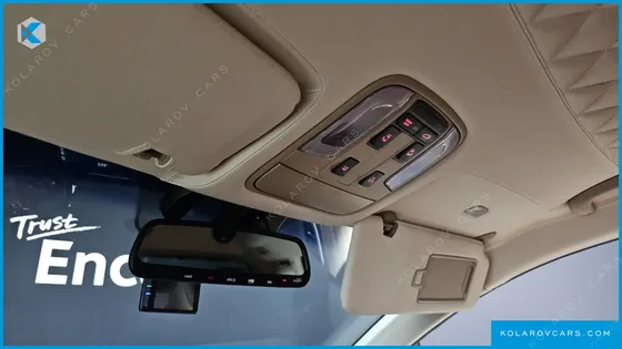 KIA CARNIVAL GASOLINE 7-SEATER HI-LIMOUSINE (SPECIAL)