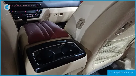 KIA CARNIVAL GASOLINE 9-SEATER LIMOUSINE(SPECIAL VEHICLE)