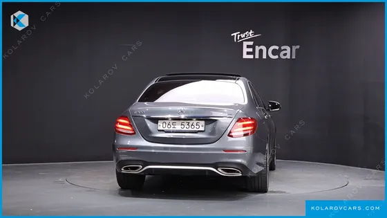 MERCEDES E-CLASS E300 4MATIC AMG LINE