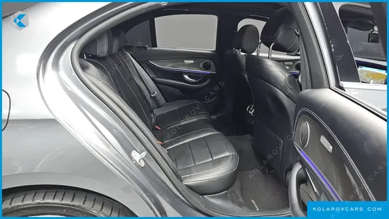 MERCEDES E-CLASS E300 4MATIC AMG LINE