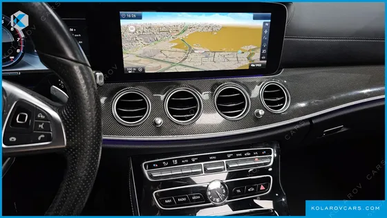 MERCEDES E-CLASS E300 4MATIC AMG LINE