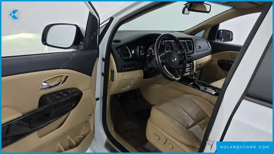 KIA CARNIVAL GASOLINE 9-SEATER HI-LIMOUSINE