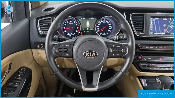 KIA CARNIVAL GASOLINE 9-SEATER HI-LIMOUSINE