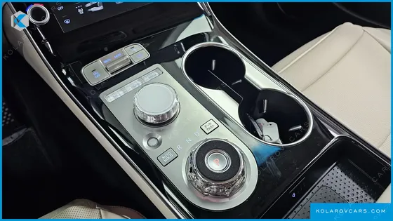 GENESIS GV70 2.5T GASOLINE 2WD