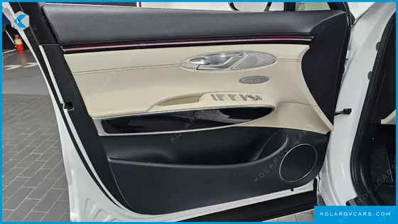 GENESIS GV70 2.5T GASOLINE 2WD