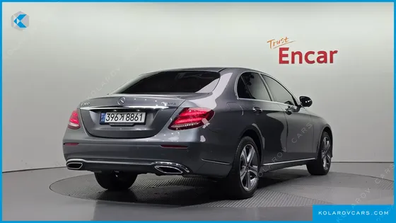 MERCEDES E-CLASS E300 4MATIC EXCLUSIVE