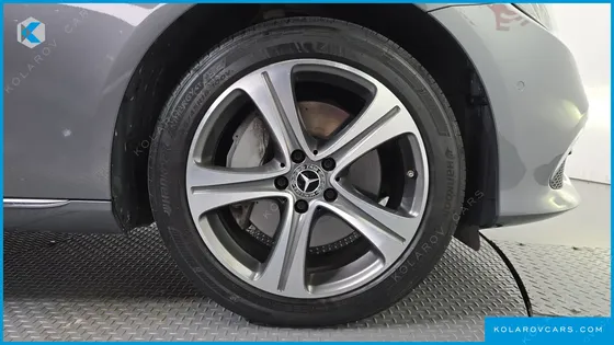 MERCEDES E-CLASS E300 4MATIC EXCLUSIVE