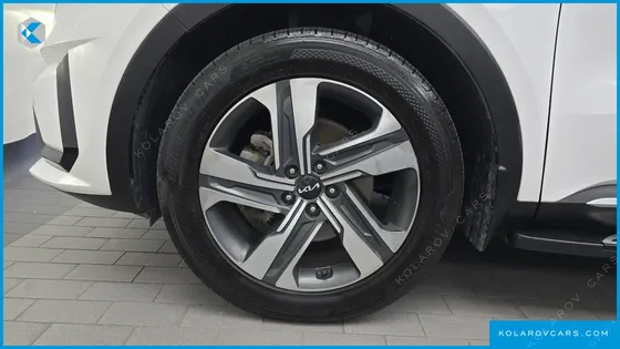 KIA SORENTO HEV 1.6 2WD