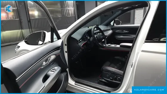 GENESIS GV70 2.5T GASOLINE 2WD