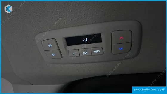HYUNDAI STARIA 4WD TOURER 9-SEATER