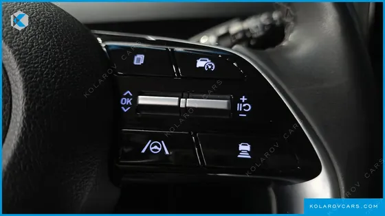 HYUNDAI STARIA 4WD TOURER 9-SEATER