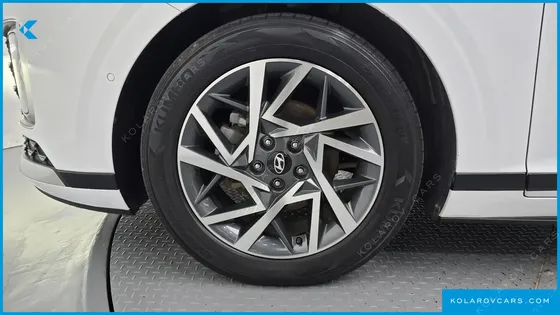 HYUNDAI GRANDEUR EXCLUSIVE